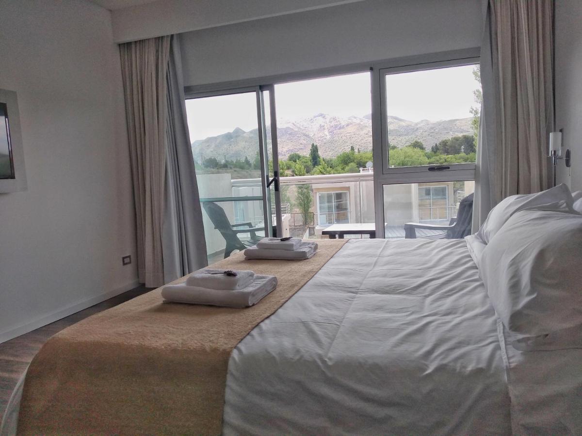 Hotel Cantera Respira Campo 포트레로 데 로스 푸네스 외부 사진