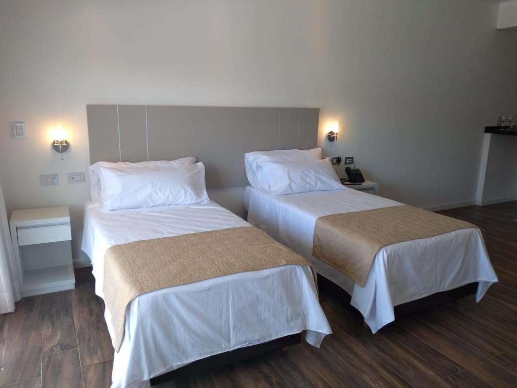 Hotel Cantera Respira Campo 포트레로 데 로스 푸네스 외부 사진