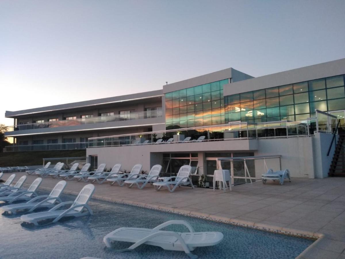 Hotel Cantera Respira Campo 포트레로 데 로스 푸네스 외부 사진