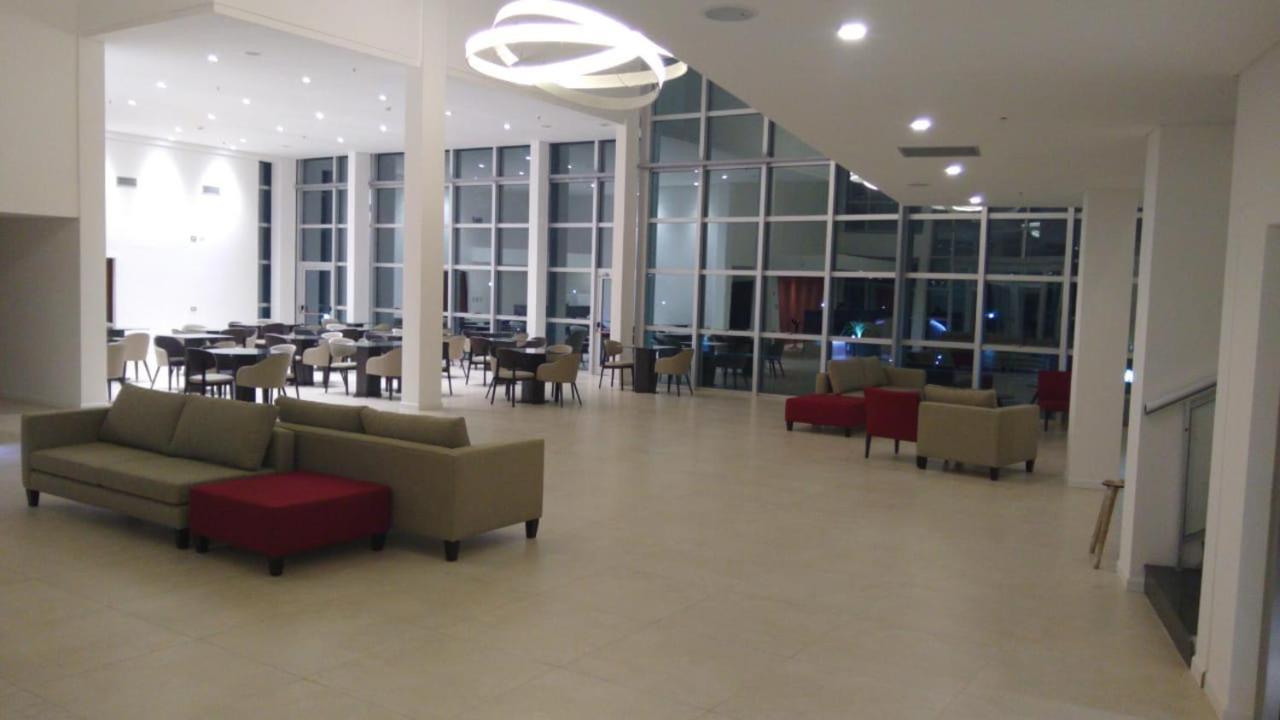Hotel Cantera Respira Campo 포트레로 데 로스 푸네스 외부 사진