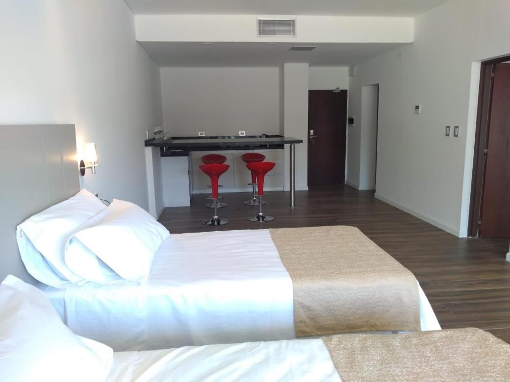 Hotel Cantera Respira Campo 포트레로 데 로스 푸네스 외부 사진